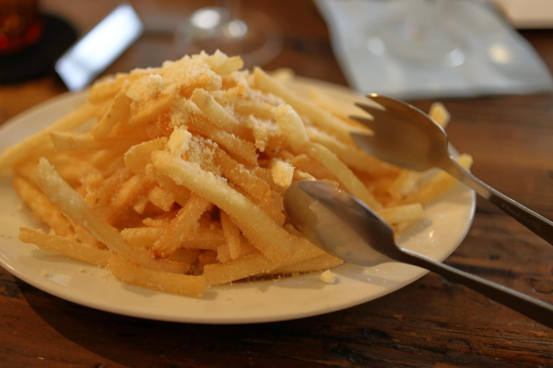 4.フライドポテト