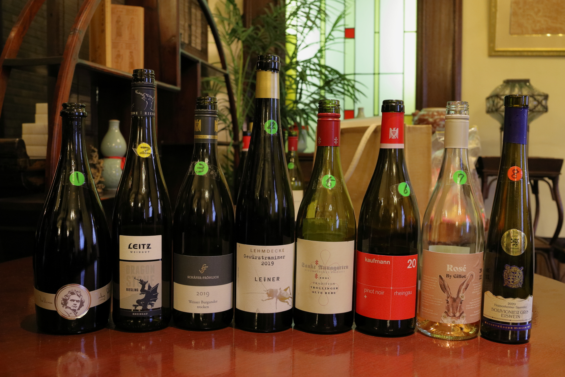 2024年 新年会 ワインボトル